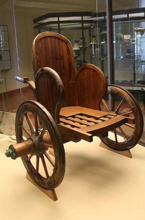 Wooden Substructure of a very similar Etruscan Chariot, ca. 550 BCE. Source: Wikimedia Commons