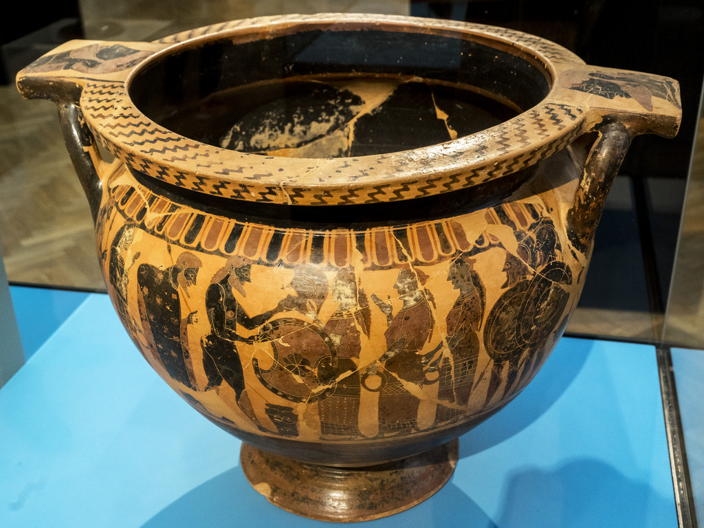 Thetis Presenting Achilles' New Armor. Attic black-figure column krater, Attributed to the Painter of London B76, ca. 560 BCE. Source: Non-Commercial Use Only c Egisto Sani via Flickr